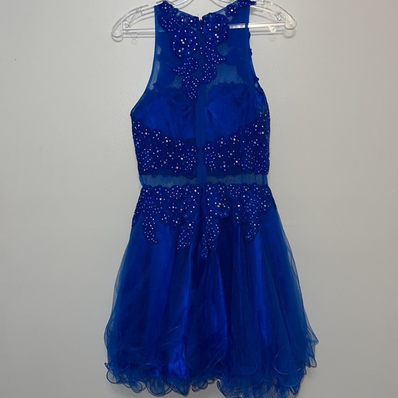 Anny Lee, formal dress - Picture 6 of 13